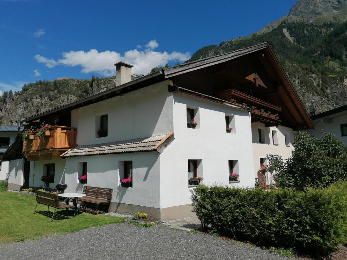 Ferienhaus Schoepf - Die Hoamat Längenfeld Dış mekan fotoğraf
